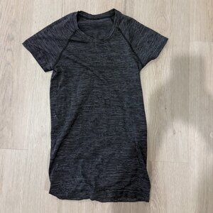 DISCONTINUED Lululemon Swiftly Tech Short Sleeve (Hip Length)